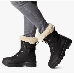 SOREL | Tivoli IV Parc waterproof boots in black with a shearling collar Sz 7